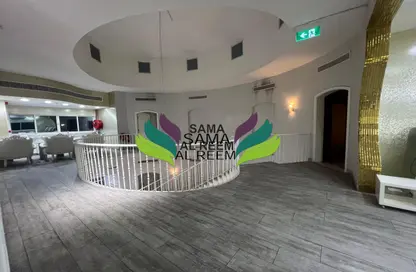 Villa - Studio - 5 Bathrooms for rent in Umm Suqeim 2 Villas - Umm Suqeim 2 - Umm Suqeim - Dubai