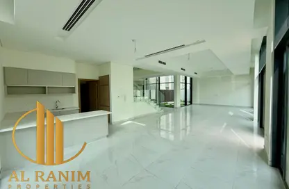 Villa - 5 Bedrooms - 6 Bathrooms for rent in Murooj Al Furjan - Al Furjan - Dubai