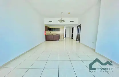 Apartment - 1 Bedroom - 2 Bathrooms for rent in Al Rabia Tower - Majan - Dubai Land - Dubai