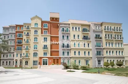 شقة - 2 غرف نوم - 3 حمامات للايجار في مبنى 108-137 - طراز حديث - ديسكفري غاردنز - دبي