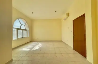 شقة - غرفة نوم - 1 حمام للايجار في فيلات مدينة خليفة آيه - مدينة خليفة أ - مدينة خليفة - أبوظبي