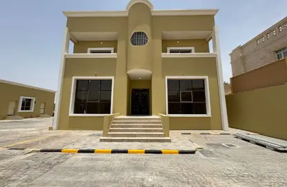 Apartment - Studio - 1 Bathroom for rent in Shakhbout City - Abu Dhabi