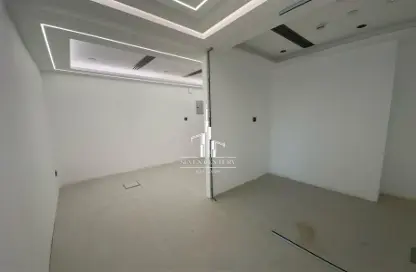 Office Space - Studio - 1 Bathroom for rent in Al Manara Tower - Business Bay - Dubai
