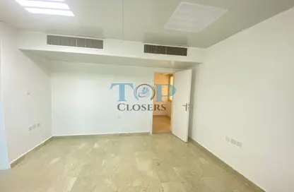 Office Space - Studio - 1 Bathroom for rent in Central District - Al Ain