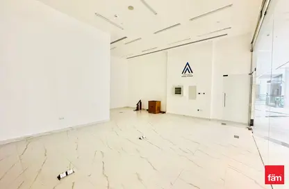 Retail - Studio for rent in Al Hudaiba Mall - Al Hudaiba - Al Satwa - Dubai