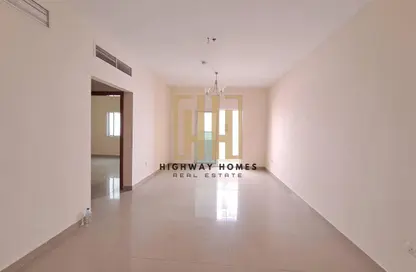 شقة - 2 غرف نوم - 2 حمامات للايجار في بناية مويليح 29 - مويلح - الشارقة