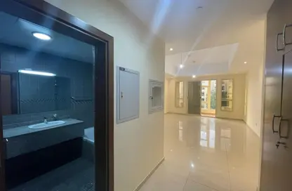 شقة - 1 حمام للايجار في بوابة الشرق - بني ياس شرق - بني ياس - أبوظبي