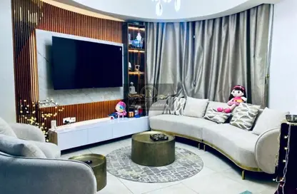 Apartment - 2 Bedrooms - 3 Bathrooms for rent in Azizi Plaza - Al Furjan - Dubai