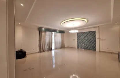Villa - 5 Bedrooms - 6 Bathrooms for rent in Rabdan - Abu Dhabi