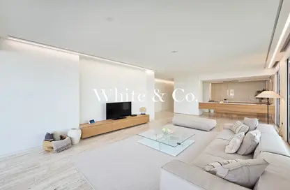 Apartment - 3 Bedrooms - 4 Bathrooms for rent in Muraba Residence - The Crescent - Palm Jumeirah - Dubai