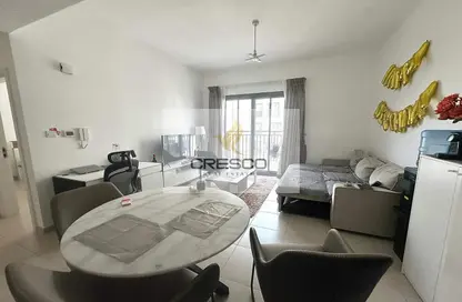 Apartment - 1 Bedroom - 1 Bathroom for rent in Hayat Boulevard-1B - Hayat Boulevard - Town Square - Dubai