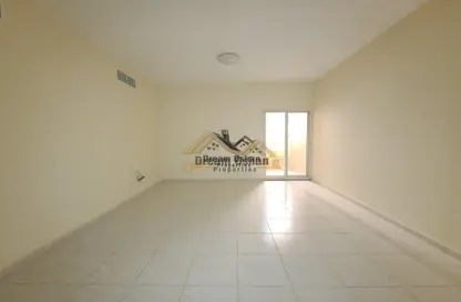 Apartment - 2 Bedrooms - 3 Bathrooms for rent in Fire Station Road - Muwaileh - Sharjah