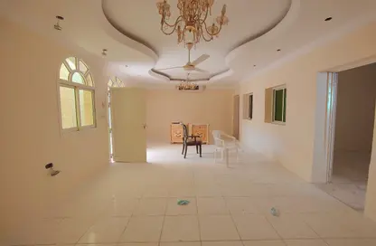 Villa - 7+ Bedrooms - 7 Bathrooms for rent in Al Ghafia - Al Riqqa - Sharjah