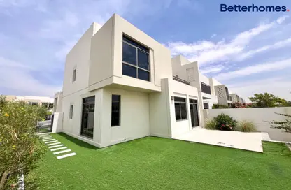 Townhouse - 4 Bedrooms - 5 Bathrooms for sale in Noor Townhouses - Town Square - Dubai