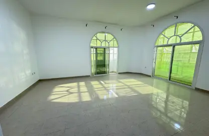 Apartment - Studio - 1 Bathroom for rent in Shakhbout City - Abu Dhabi Apartment - Studio - 1 Bathroom for rent in Shakhbout City - Abu Dhabi