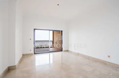 Apartment - 2 Bedrooms - 3 Bathrooms for rent in Al Khushkar - Shoreline Apartments - Palm Jumeirah - Dubai