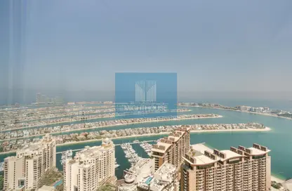 Apartment - 1 Bedroom - 1 Bathroom for rent in The Palm Tower - Palm Jumeirah - Dubai