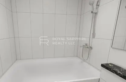 Apartment - 2 Bedrooms - 2 Bathrooms for sale in Silicon Star 2 - Dubai Silicon Oasis - Dubai