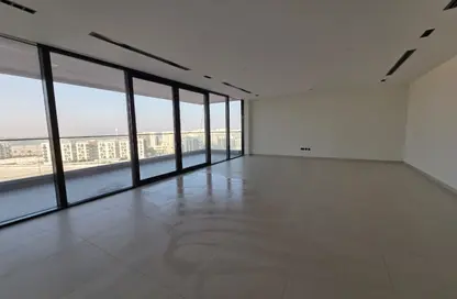 Apartment - 4 Bedrooms - 6 Bathrooms for sale in Sharjah Terraces - Al Khan Lagoon - Al Khan - Sharjah