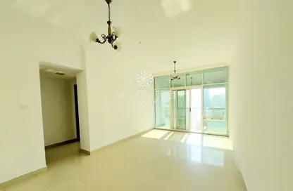 Empty Room image for: Apartment - 1 Bedroom - 2 Bathrooms for rent in Bin Ham Towers - Al Taawun - Sharjah, Image 1