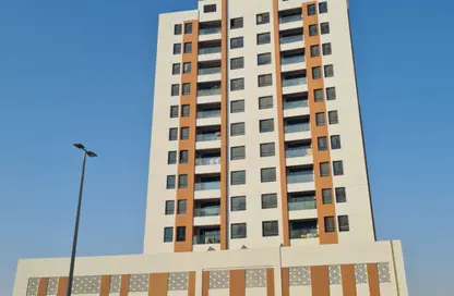 Apartment - 1 Bedroom - 2 Bathrooms for sale in Etlala Residence 2 - Etlala Residence - Dubai Land Residence Complex - Dubai