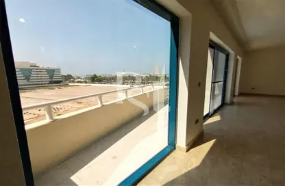 شقة - 3 غرف نوم - 4 حمامات للايجار في برج شاهين - الخالدية - أبوظبي