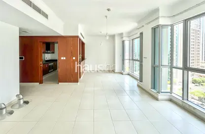 شقة - غرفة نوم - 2 حمامات للايجار في ذا ريزيدنس 3 - برج ريزيدنس - دبي وسط المدينة - دبي