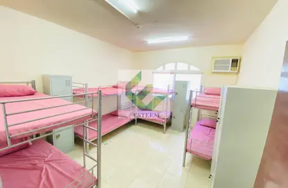 Staff Accommodation - Studio - 7+ Bathrooms for rent in M-40 - Mussafah Industrial Area - Mussafah - Abu Dhabi