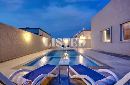 Villa - 2 Bedrooms - 3 Bathrooms for rent in Al Jazirah Al Hamra - Ras Al Khaimah