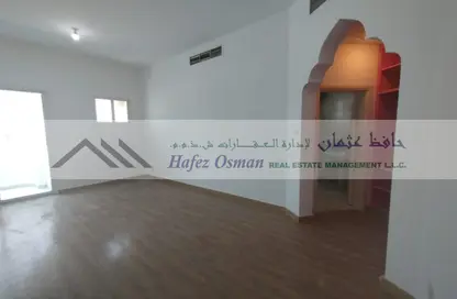 شقة - 2 غرف نوم - 1 حمام للايجار في منطقة بين الجسرين - أبوظبي