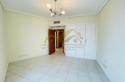 Apartment - 2 Bedrooms - 2 Bathrooms for rent in 21st Century Tower - Sheikh Zayed Road - Dubai