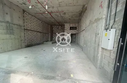 Shop - Studio - 1 Bathroom for rent in Binghatti Amber - Jumeirah Village Circle - Dubai
