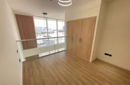 Townhouse - 2 Bedrooms - 3 Bathrooms for rent in Rukan Tower C - Rukan Tower - Dubai Land - Dubai