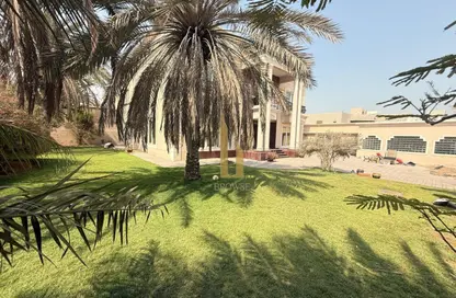 Villa - 5 Bedrooms - 5 Bathrooms for rent in Umm Suqeim 1 Villas - Umm Suqeim 1 - Umm Suqeim - Dubai