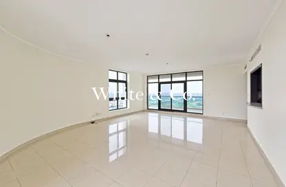 Apartment - 2 Bedrooms - 3 Bathrooms for rent in The Links West Tower - The Links - The Views - Dubai