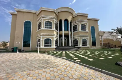 Villa - 4 Bedrooms - 6 Bathrooms for rent in Al Riffa - Ras Al Khaimah