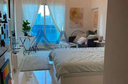 شقة - 1 حمام للايجار في مساكن النخبة رقم 5 - مساكن النخبة الرياضية - مدينة دبي الرياضية - دبي