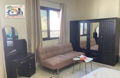 شقة - 1 حمام للايجار في مساكن كورنيش عجمان - طريق كورنيش عجمان - عجمان