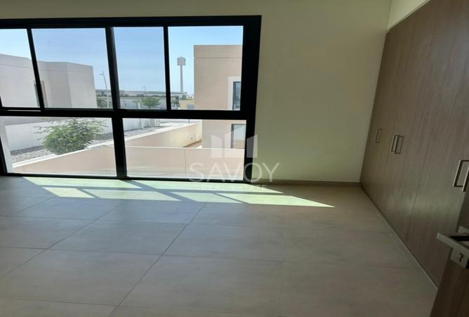 16051541 - صورة العقار 3