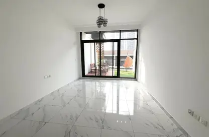 Apartment - Studio - 1 Bathroom for rent in Serenity Lakes 5 - Jumeirah Village Circle - Dubai