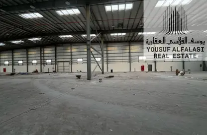 Warehouse - Studio - 2 Bathrooms for sale in Umm Al Thuoob - Umm Al Quwain