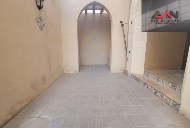 15671191 - Property Image 2