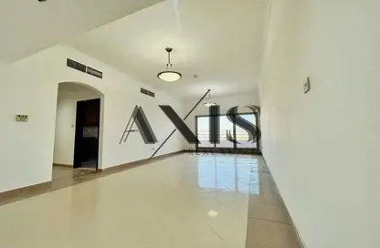 Empty Room image for: Apartment - 2 Bedrooms - 2 Bathrooms for rent in Almeer Building - Barsha Heights (Tecom) - Dubai, Image 1