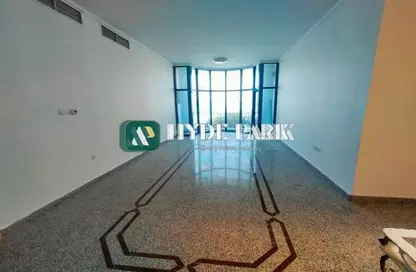 Villa - Studio - 7 Bathrooms for rent in Al Karamah - Abu Dhabi