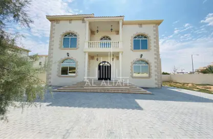 Villa - 5 Bedrooms - 5 Bathrooms for rent in Khalifa City A - Khalifa City - Abu Dhabi