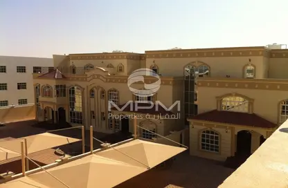 Outdoor Building image for: Apartment - 2 Bedrooms - 2 Bathrooms for rent in Khalifa City A - Khalifa City - Abu Dhabi, Image 1