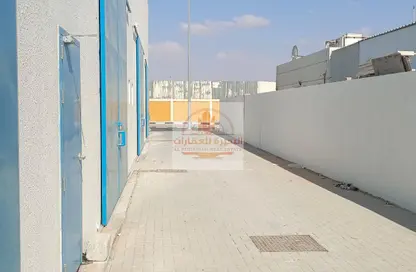 Warehouse - Studio - 1 Bathroom for rent in Al Sajaa Industrial - Al Sajaa - Sharjah