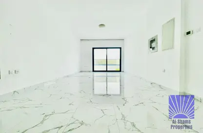 شقة - غرفة نوم - 2 حمامات للايجار في بناية الأمير - ارجان - دبي