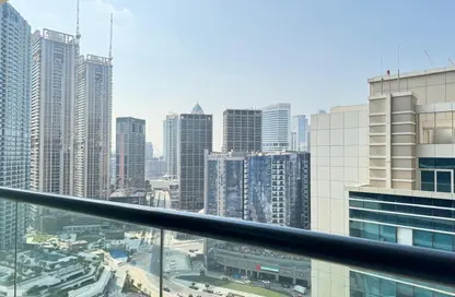 شقة - غرفة نوم - 2 حمامات للايجار في الخليج التجاري - دبي