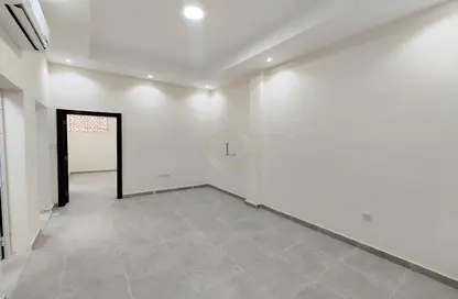 Apartment - 1 Bedroom - 2 Bathrooms for rent in Oud Bin Sag-Han - Al Muwaiji - Al Ain